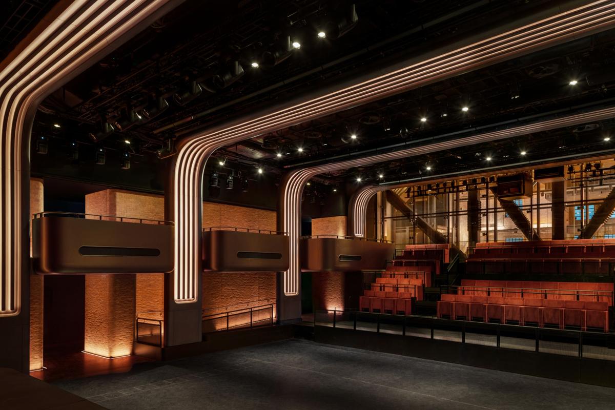 apple-music-venue-dtf-magazine-2
