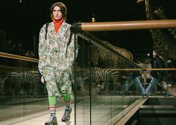 vetements-aw19-dtf-magazine Мемы посреди музея: Что означает новая коллекция Vetements