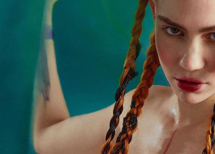 Grimes рассказала о своей беременности. Инстаграм удалил ее пост