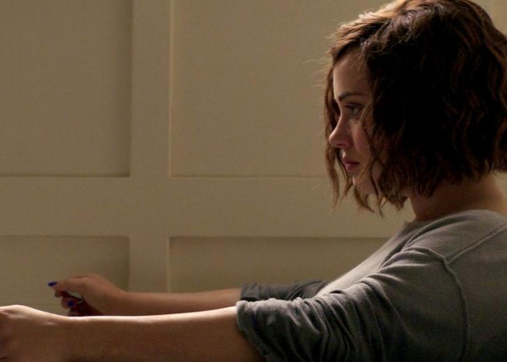 13 reasonscover-dtf Netflix удалил сцену самоубийства из сериала «13 причин почему»