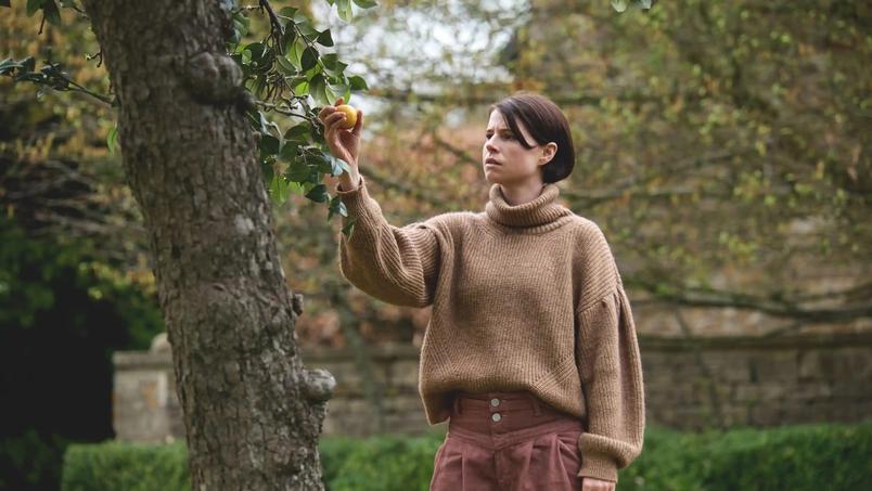 jessie-buckley-dtf-magazine9 Кадр з фільму «Чоловічий рід» Алекса Гарленда з Джессі Баклі