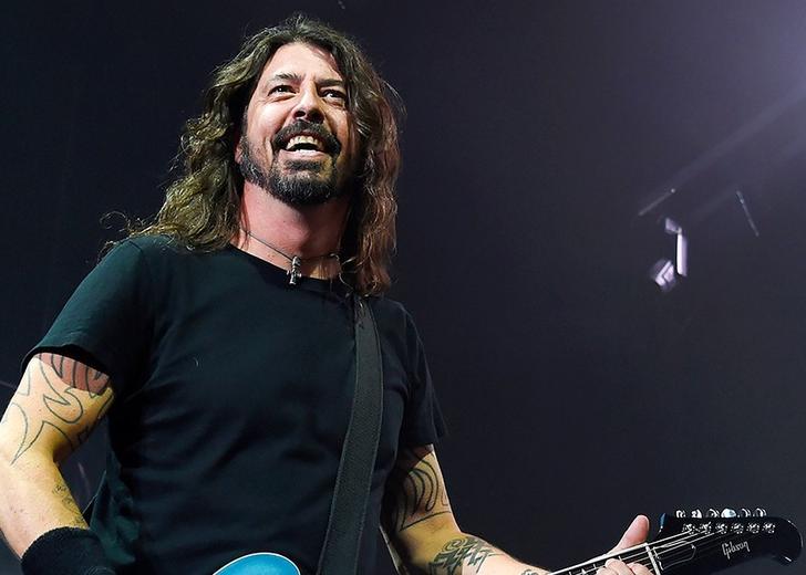 dave_grohl Дейв Грол записал каверы на Hotline Bling Дрейка и Sabotage Beastie Boys