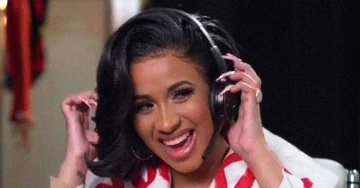 cardi_b_alexa_amazon_header Cardi B стала голосовым ассистентом в рекламе Amazon