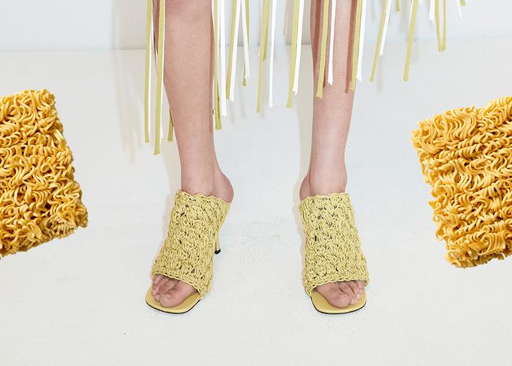 bottega-noodles-dtf-magazine-cover Bottega Veneta показал новые туфли. Они напоминают «мивину»