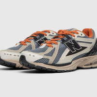 Перший погляд: Кросівки з колаборації ритейлера size? та New Balance