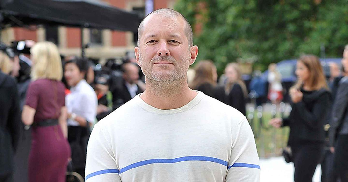 Jony-Ive-cover-dtf-magazine Спустя 30 лет: Дизайнер iPhone и MacBook Джони Айв уходит из Apple