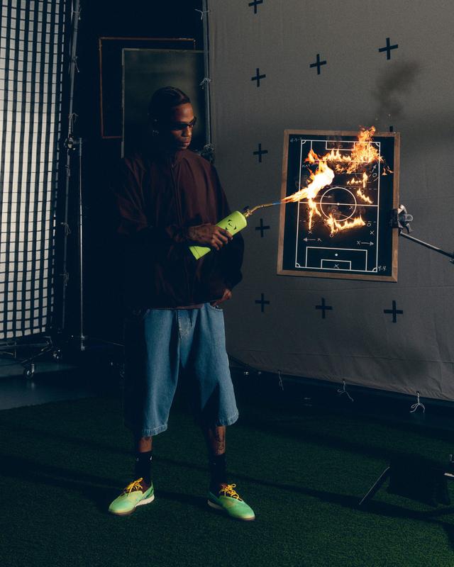 rip-the-script-travis-scott