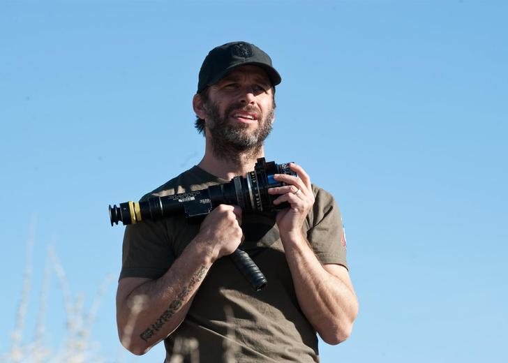 zack-snyder-ufc-cover-dtf-magazine Зак Снайдер зніме фільм про UFC
