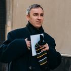 Дипломную работу Рафа Симонса продают на Grailed за 100 тысяч долларов