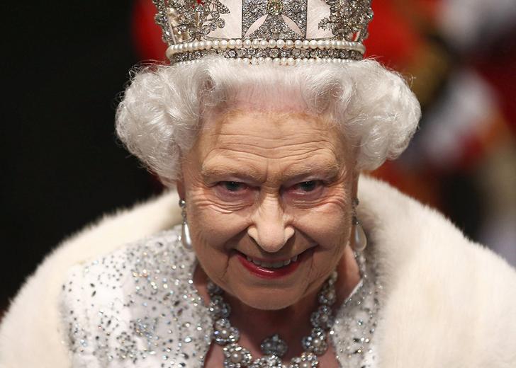 queen-dtf-magazine Елизавета ІІ отказалась от натурального меха