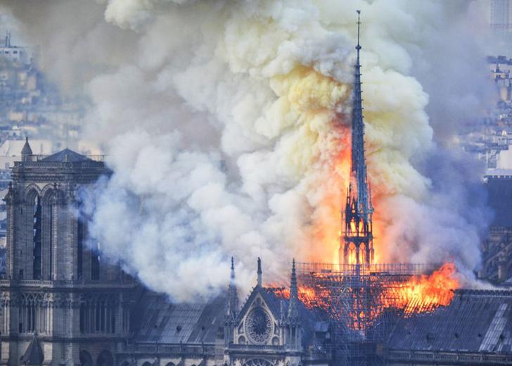 notre-dame-no-one-paid-dtf-magazine Ни цента: Почему фэшн-магнаты все еще не выделили деньги на реставрацию Нотр-Дама