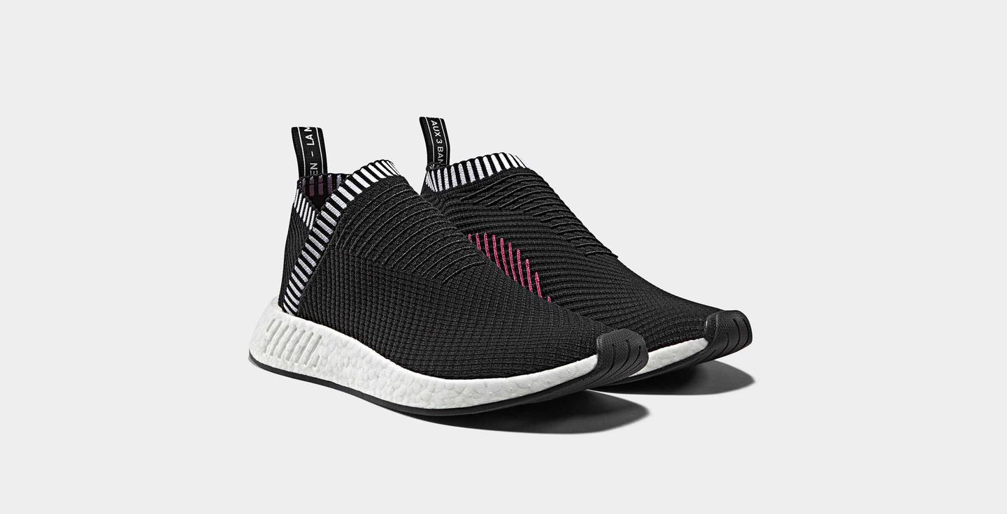 В Киеве adidas Originals представили новые версии знаковых моделей