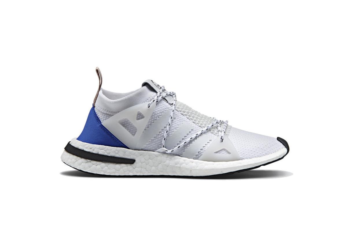 https-bae.hypebeast.comfiles201803adidas-originals-kendall-jenner-arkyn-sneaker-1