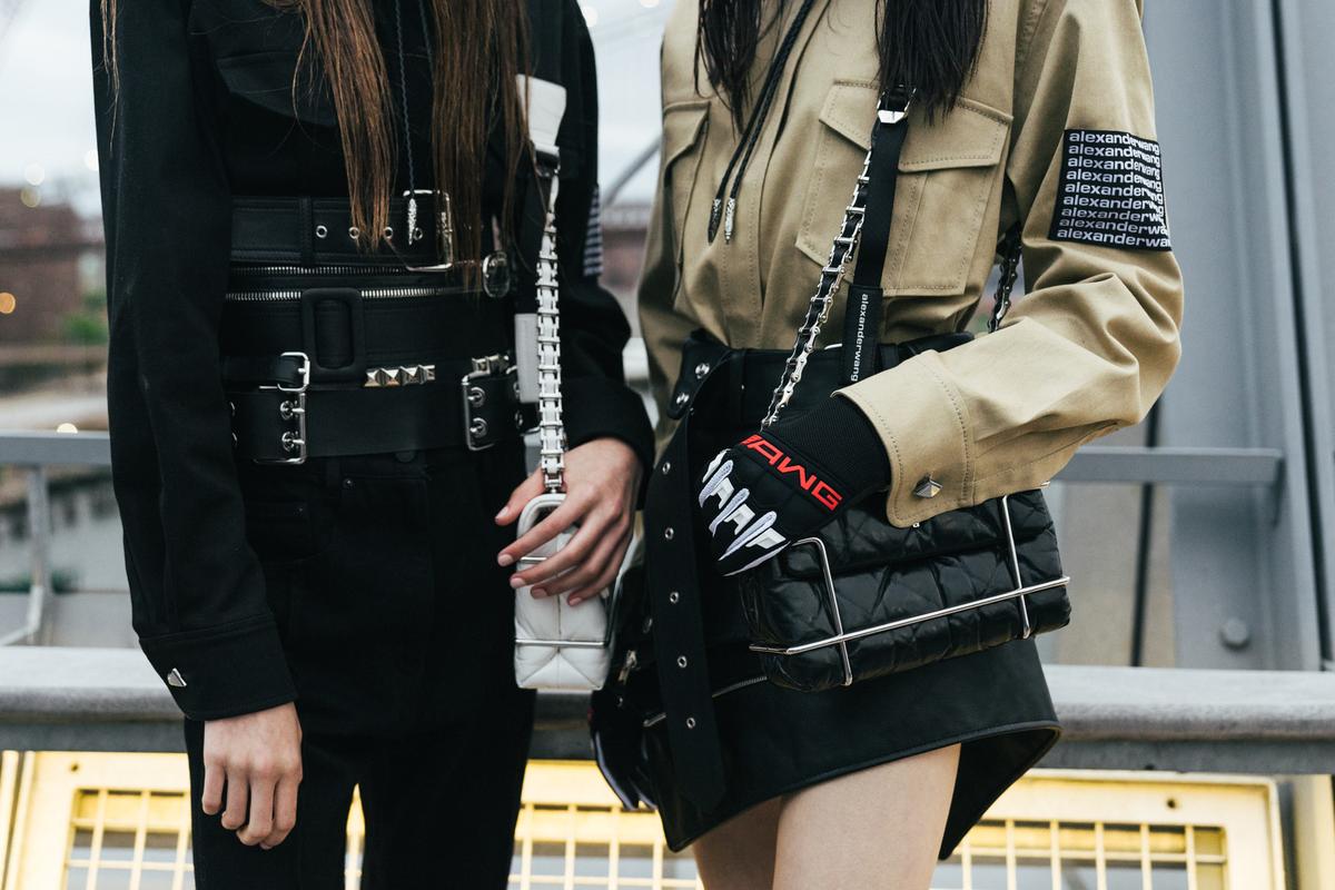 https---hypebeast.com-image-2018-06-alexander-wang-collection-1-ss19-22