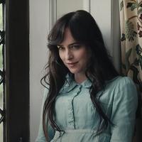 Дивіться трейлер екранізації Джейн Остін від Netflix. В головній ролі — Дакота Джонсон