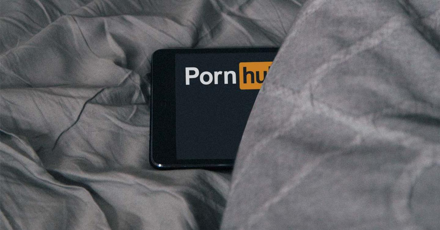 «Русские» и «БДСМ»: Что смотрели и искали украинцы на Pornhub в 2019 году