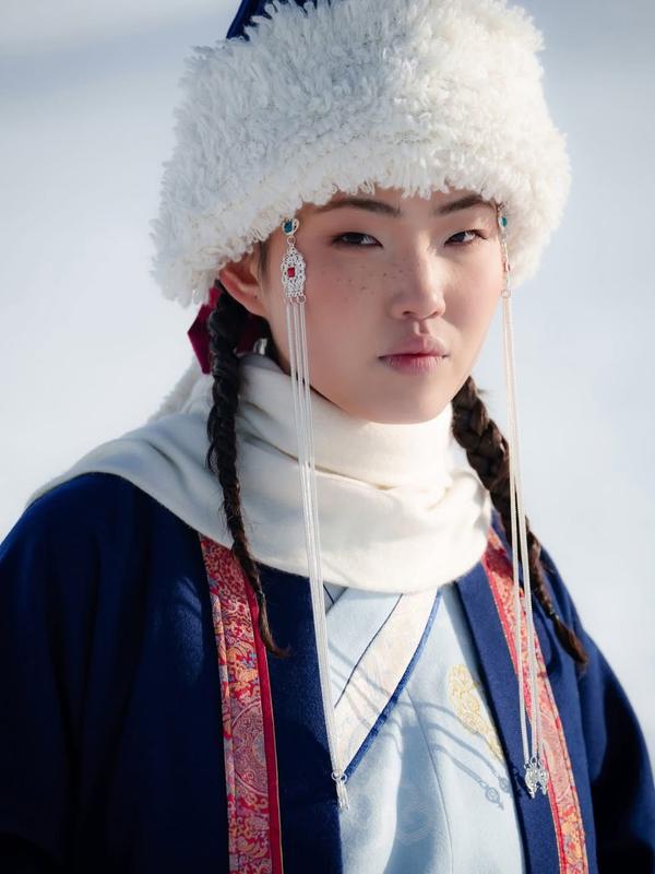 For the 2026 Milan–Cortina Winter Olympics, Team Mongolia’s official outfits were designed by Go (2)