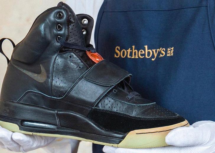 Семпл кросівок Nike Air Yeezy продали за 180 тисяч доларів. Це на 90% менше, ніж два роки тому