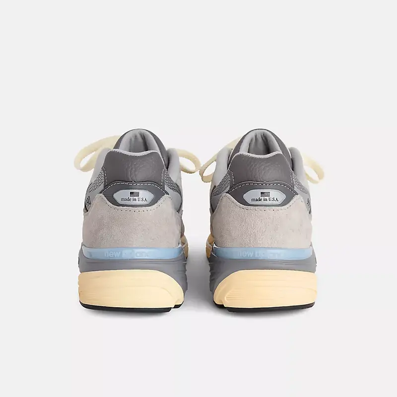 Кросівки New Balance 990v7