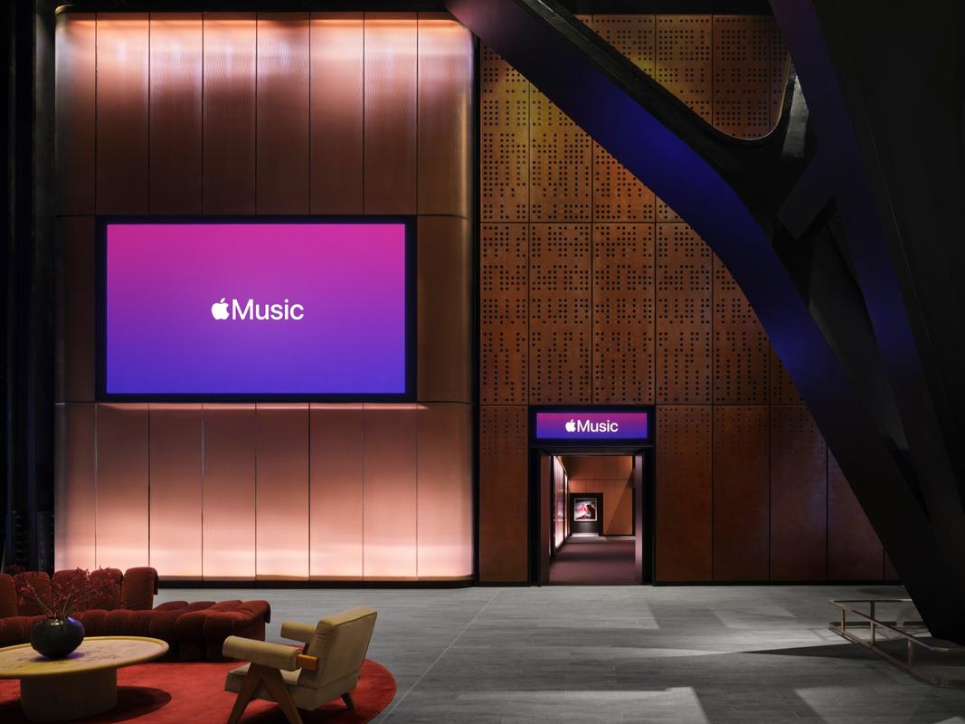apple-music-venue-dtf-magazine-4