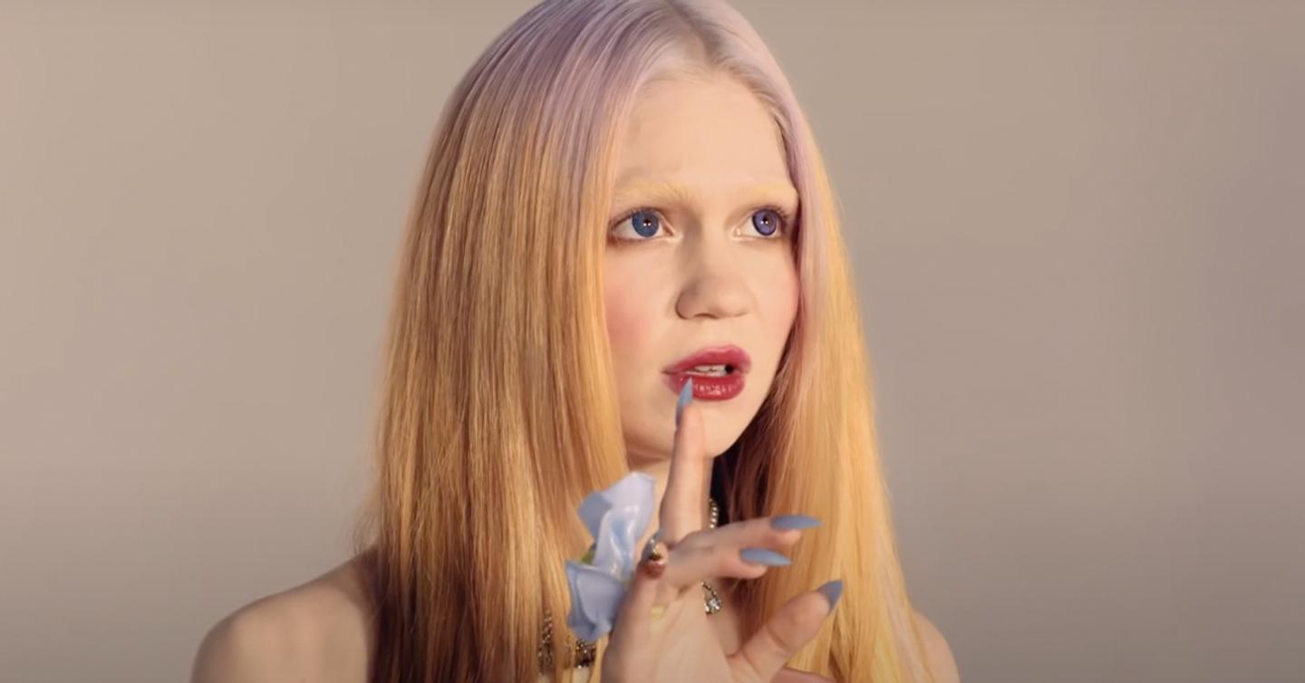 soul-grimes-dtf-magazine Grimes продает часть своей души