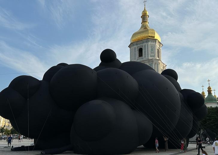 black cloud oleksii sai dtf magazine Black Cloud Олексія Сая