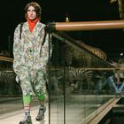 Мемы посреди музея: Что означает новая коллекция Vetements