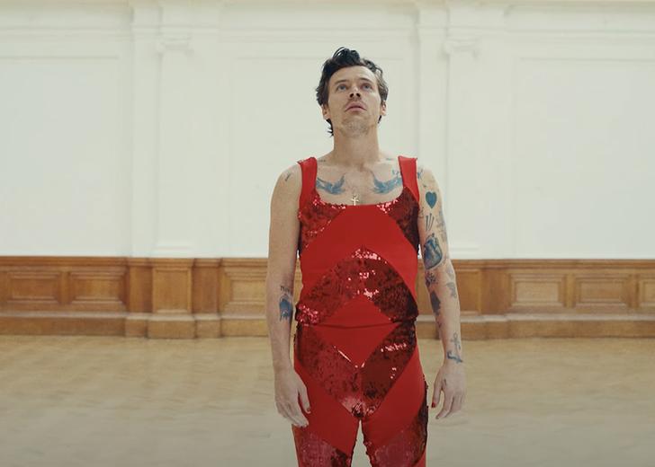 Harry-Styles-As-It-Was-dtf-magazine5 Гаррі Стайлз випустив новий кліп. Його зняла українська режисерка Таню Муіньо