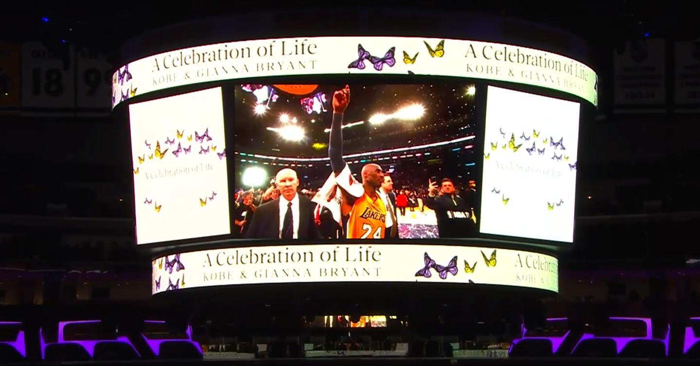kobe-and-gianna-bryant-dtf-magazine Как прощались с Коби Брайантом на арене «Стейплс-центр»