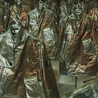 Stone Island создал куртки из меди