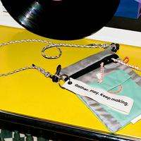 The keep brand and the FUSION formation have released a collaboration. It's a new bag model