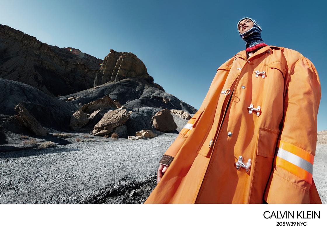 calvin_klein_fall_2018_dtf_2