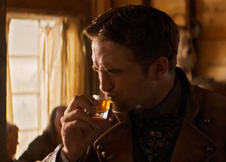 damsel_pattinson_first_trailer_dtf_header Роберт Паттинсон не умеет пить виски в первом трейлере вестерна «Damsel»