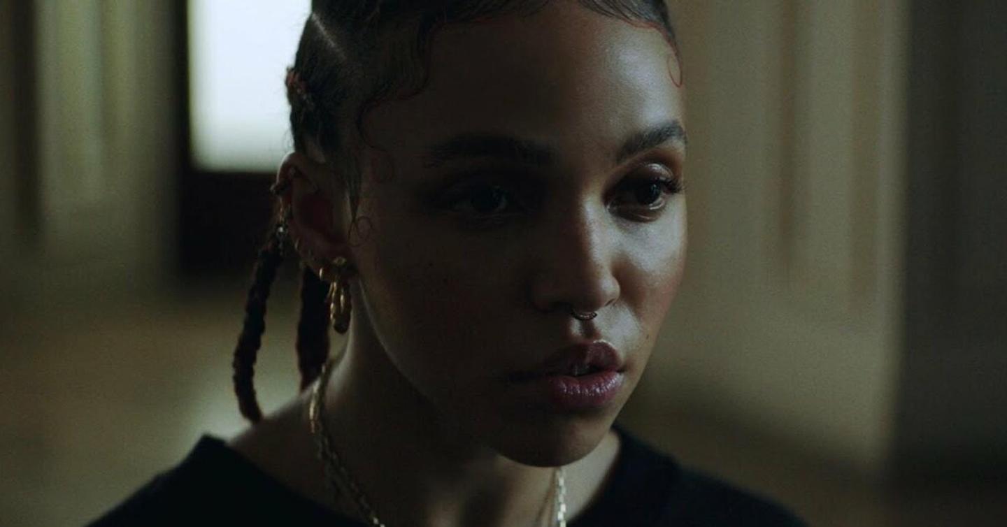 FKA-twigs-2 FKA twigs выпустила новый трек и клип. Смотрим