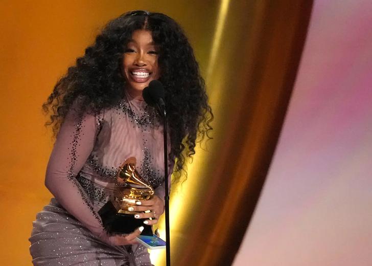 SZA на премії «Греммі-2024»
