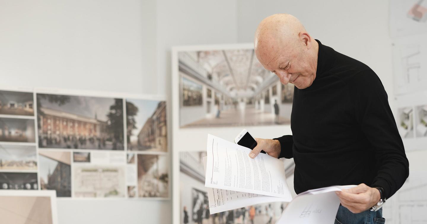 norman-foster-dtf-magazine Архітектор штаб-квартири Apple працює над планом реконструкції Харкова