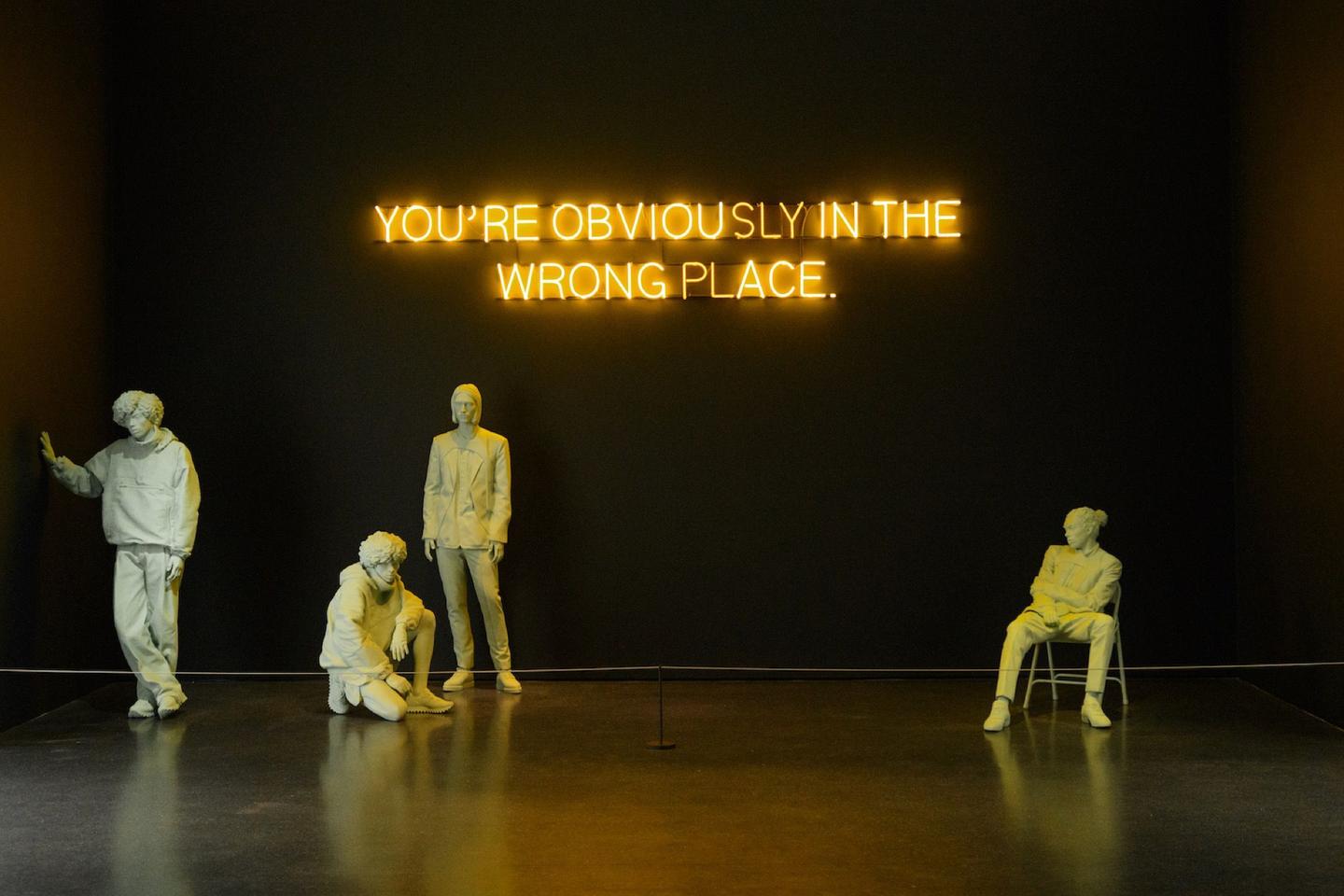 virgil-abloh-exhibition-chicago-11 Как выглядит персональная выставка Вирджила Абло