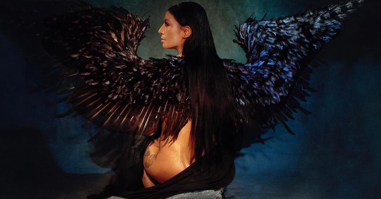 Слушайте новый мини-альбом певицы Sevdaliza