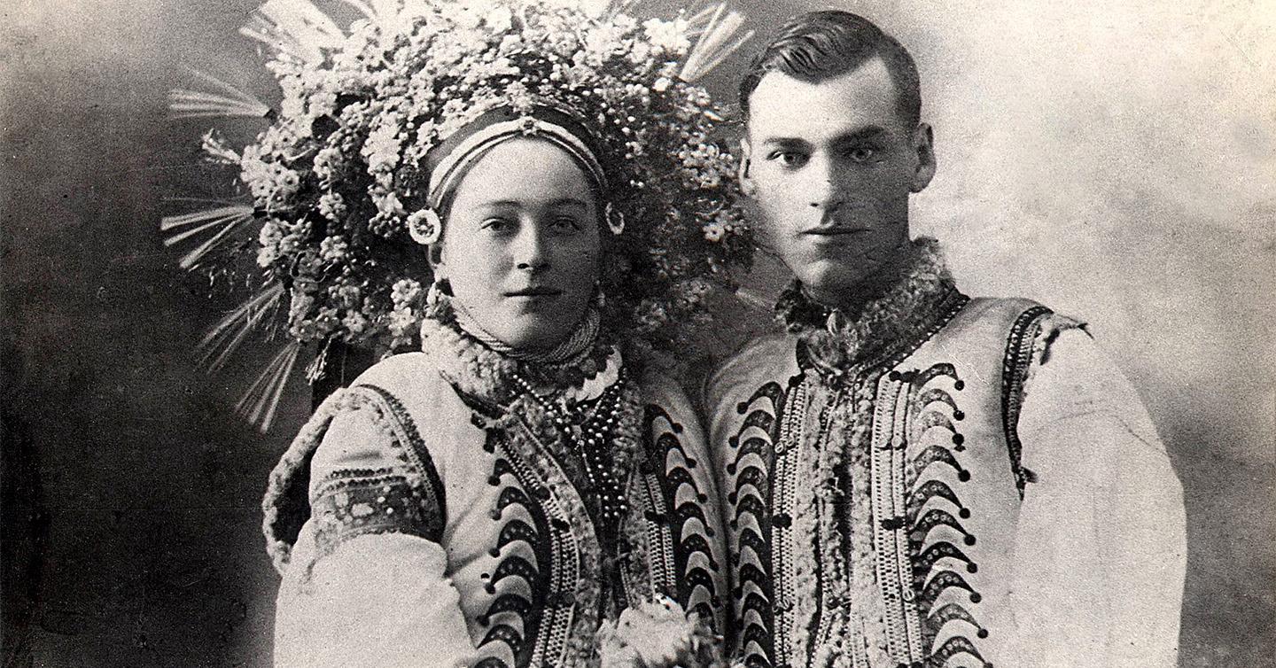Музей Івана Гончара запустив онлайн-виставку зі старовинними фотографіями українців