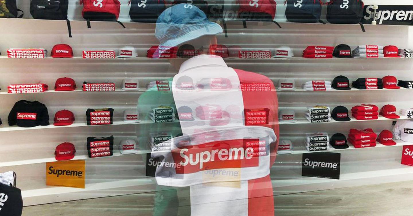 Как клон Supreme захватывает мировой рынок и почему американский бренд не может его остановить