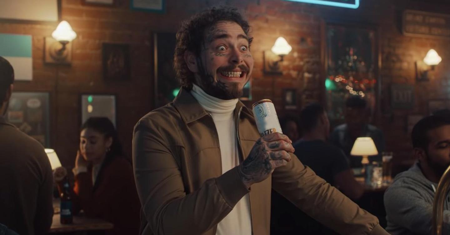 Post Malone проведет онлайн-турнир по бир-понгу. Его покажут в Инстаграме