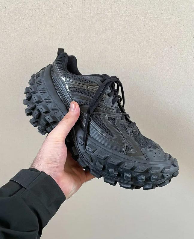balenciaga-shoes-dtf-magazine-5