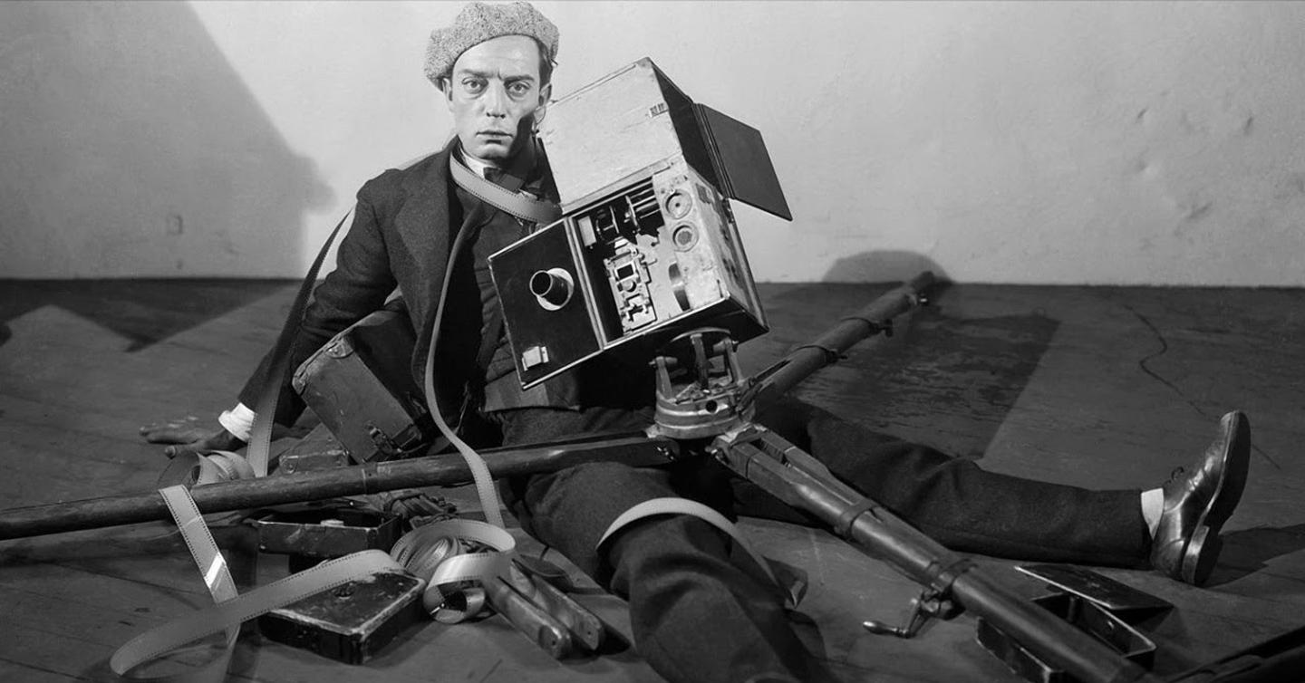 cameraman-cover-dtf-magazine Kodak знову випускатиме плівкову відеокамеру Super 8