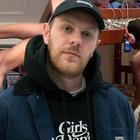 Мальчик записывал треки, примотав телефон к кровати. На помощь пришли музыканты