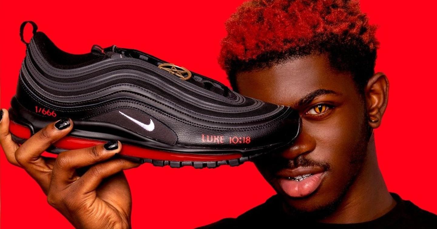 Lil Nas X выпустил кроссовки с пентаграммой и человеческой кровью