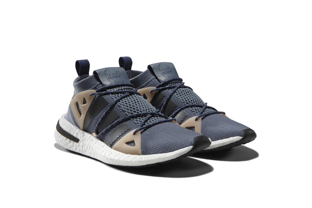 https-bae.hypebeast.comfiles201803adidas-originals-kendall-jenner-arkyn-sneaker-2
