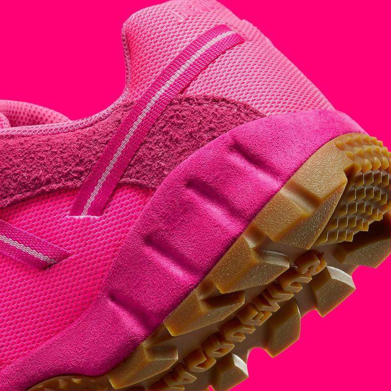 jacquemus-nike-air-humara-dtf-magazine2