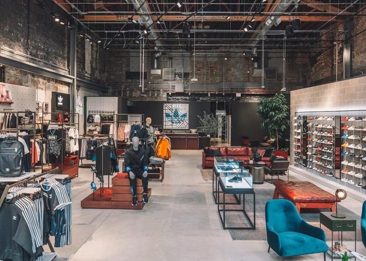 photo adidas закроет часть магазинов