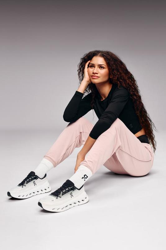 zendaya-on-dtf-magazine-4