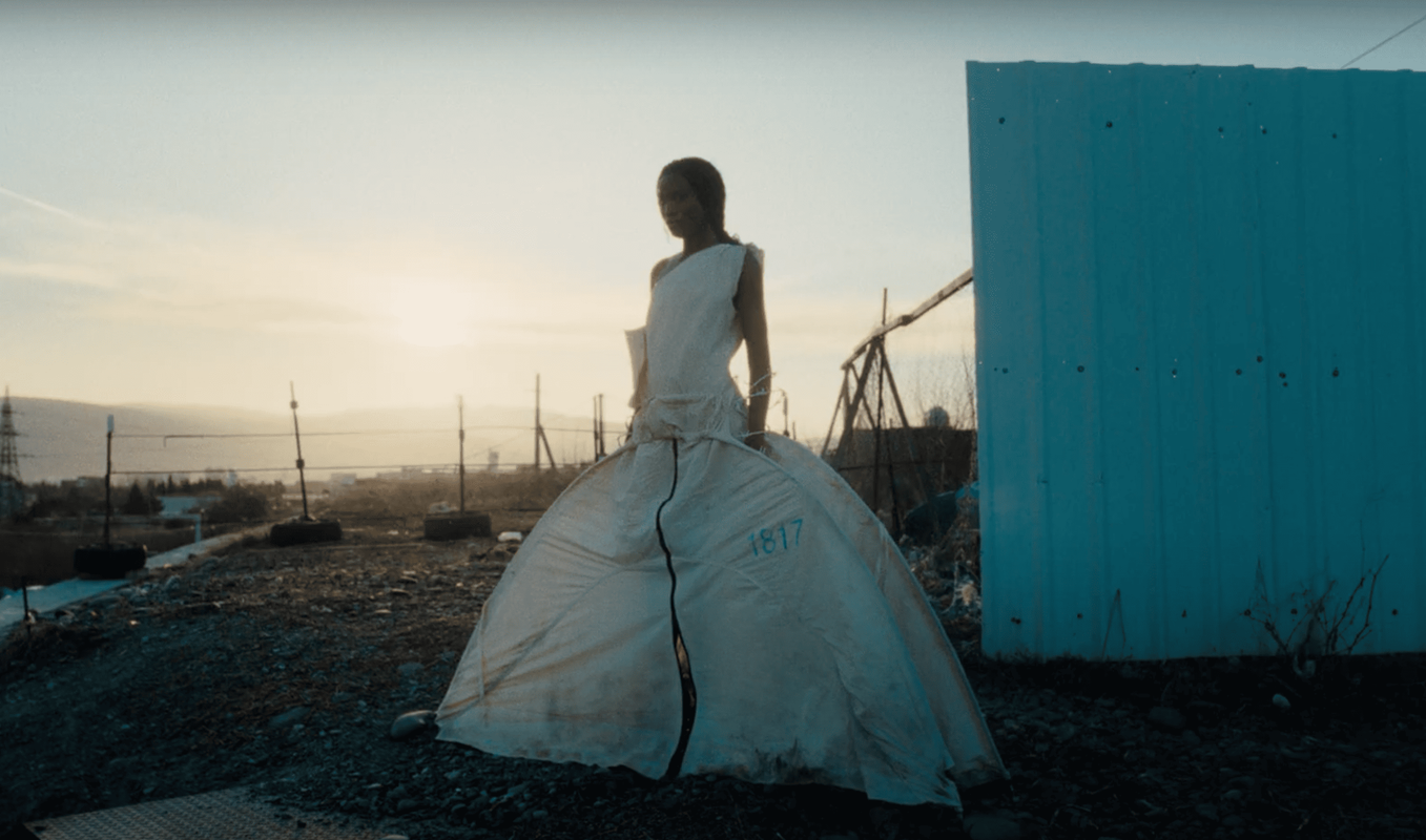 sevdaliza-heroina-look-dtf-magazine5